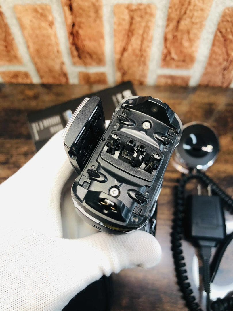 【美品】BraunSeries9 9260sメンズ電気シェーバー ブラウン