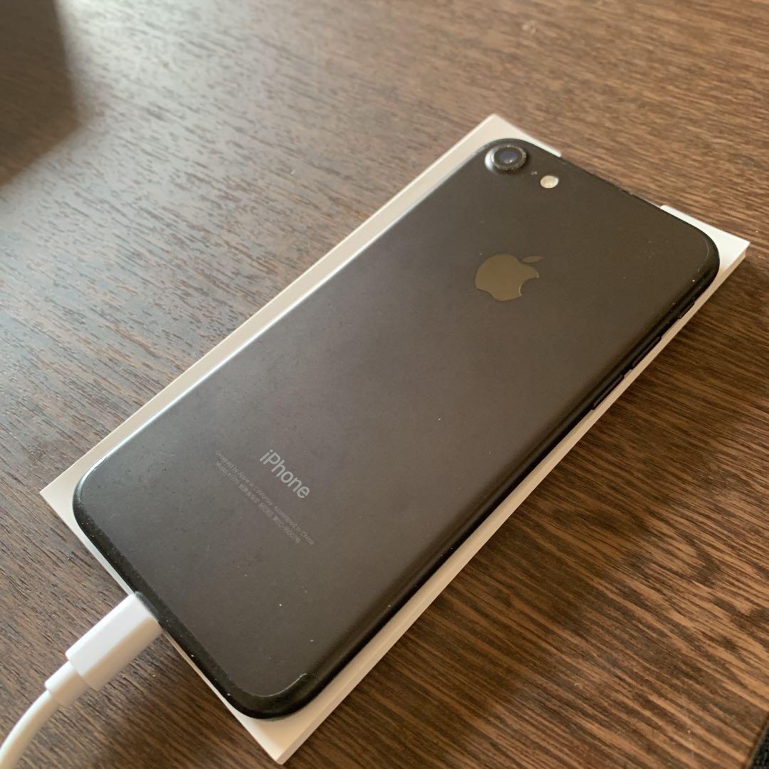 iPhone 7 Jet Black 256 GB SIMフリー