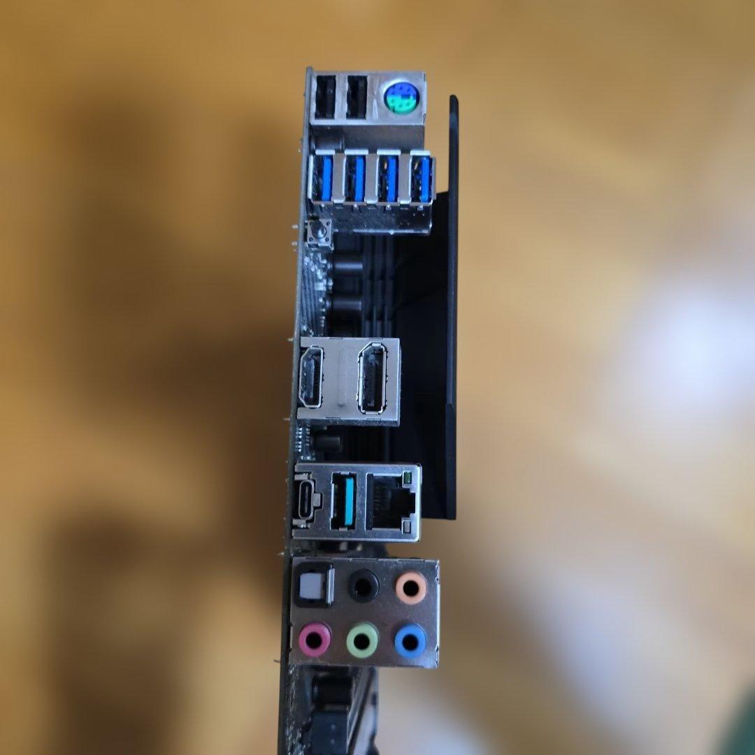 中古品 ASUS TUF Gaming B550M-PLUS マザーボード