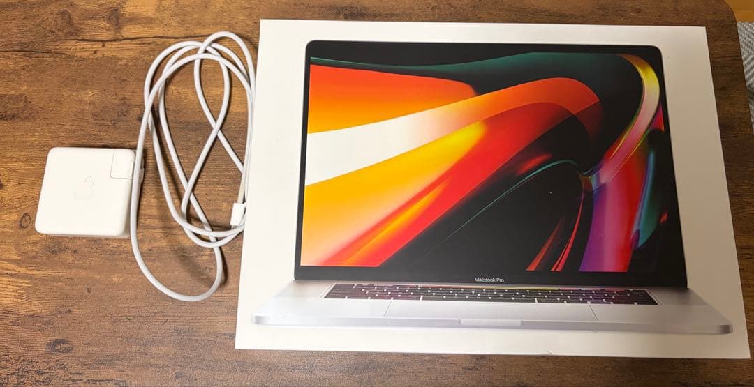 MacBook Pro 2019 16インチ 64GB 1TB