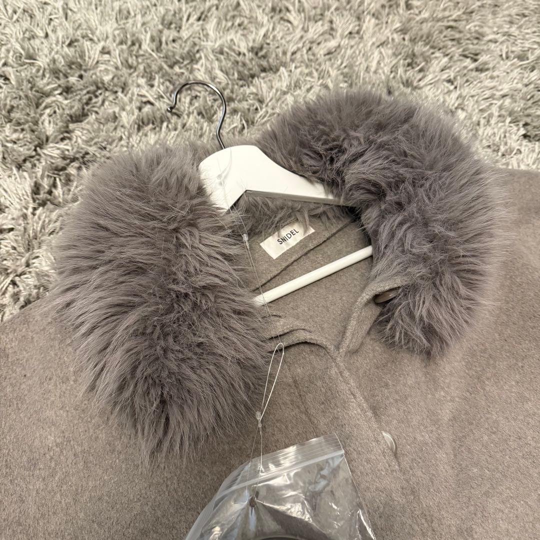 スナイデル　snidel ファー付きミドルケープコート
