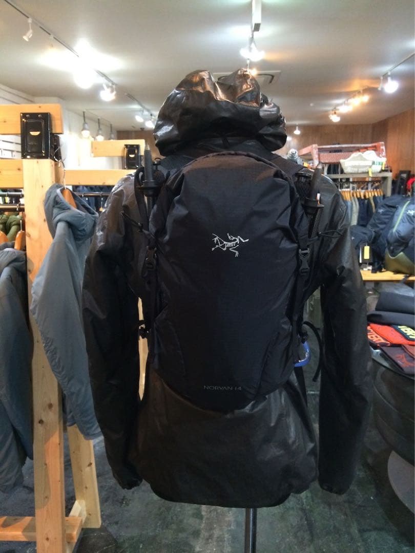 Arc'teryx NORVAN14 旧モデル sサイズ