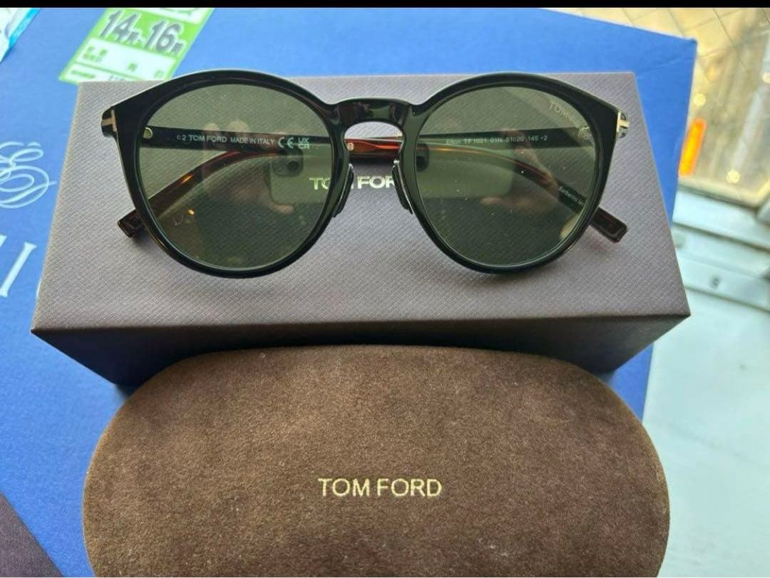 トムフォード　サングラス　TF1021 TOMFORD メガネ