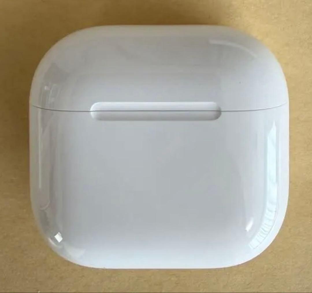 AirPods4ノイズキャンセリングなし ケースのみ
