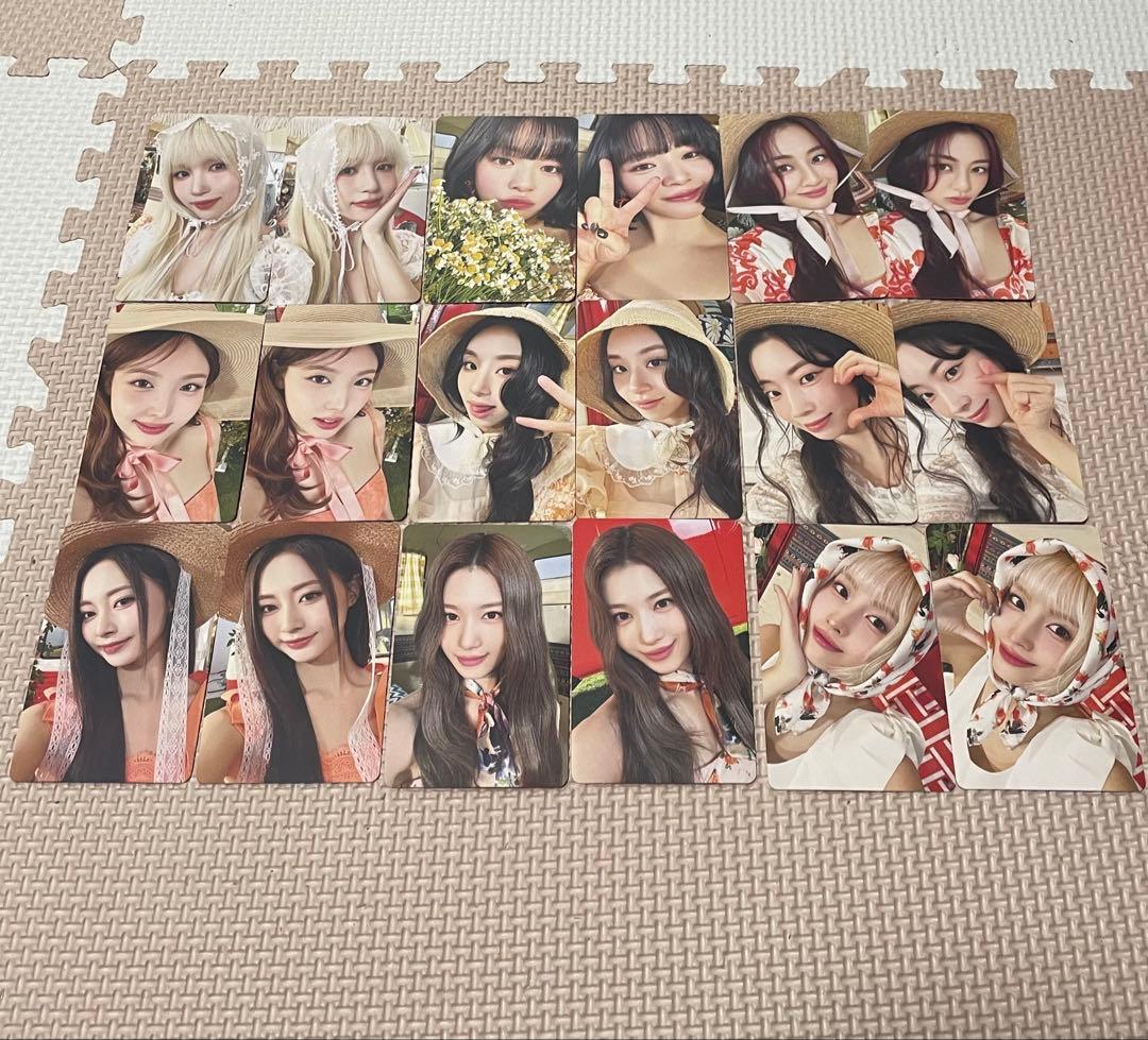 TWICE5 初回限定盤 A トレカ　18枚　CD アルバム　カード