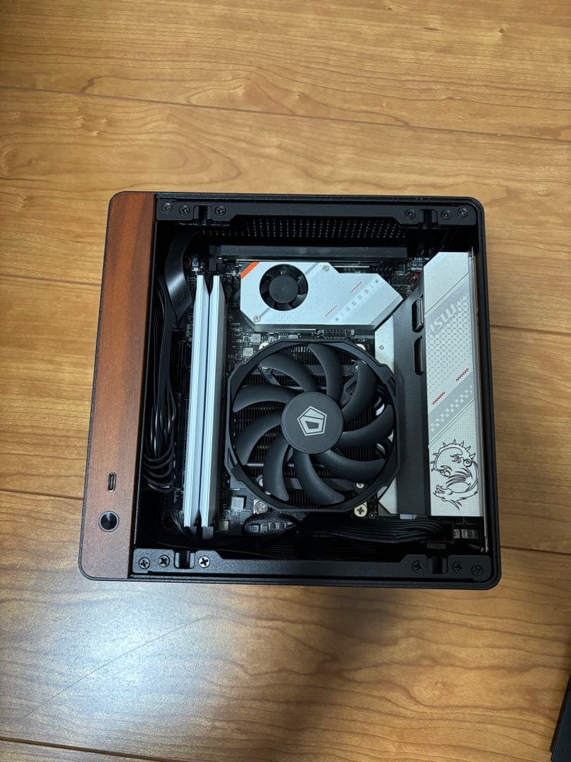 AM5 Ryzen7 32GB DDR5メモリ RADEON搭載 ミニPC