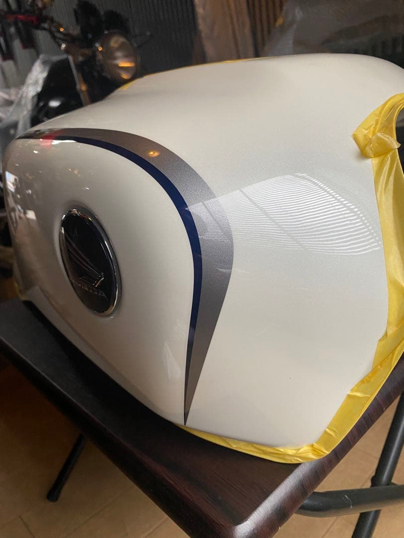 ホンダCB1100（S C65）14lタンク美品