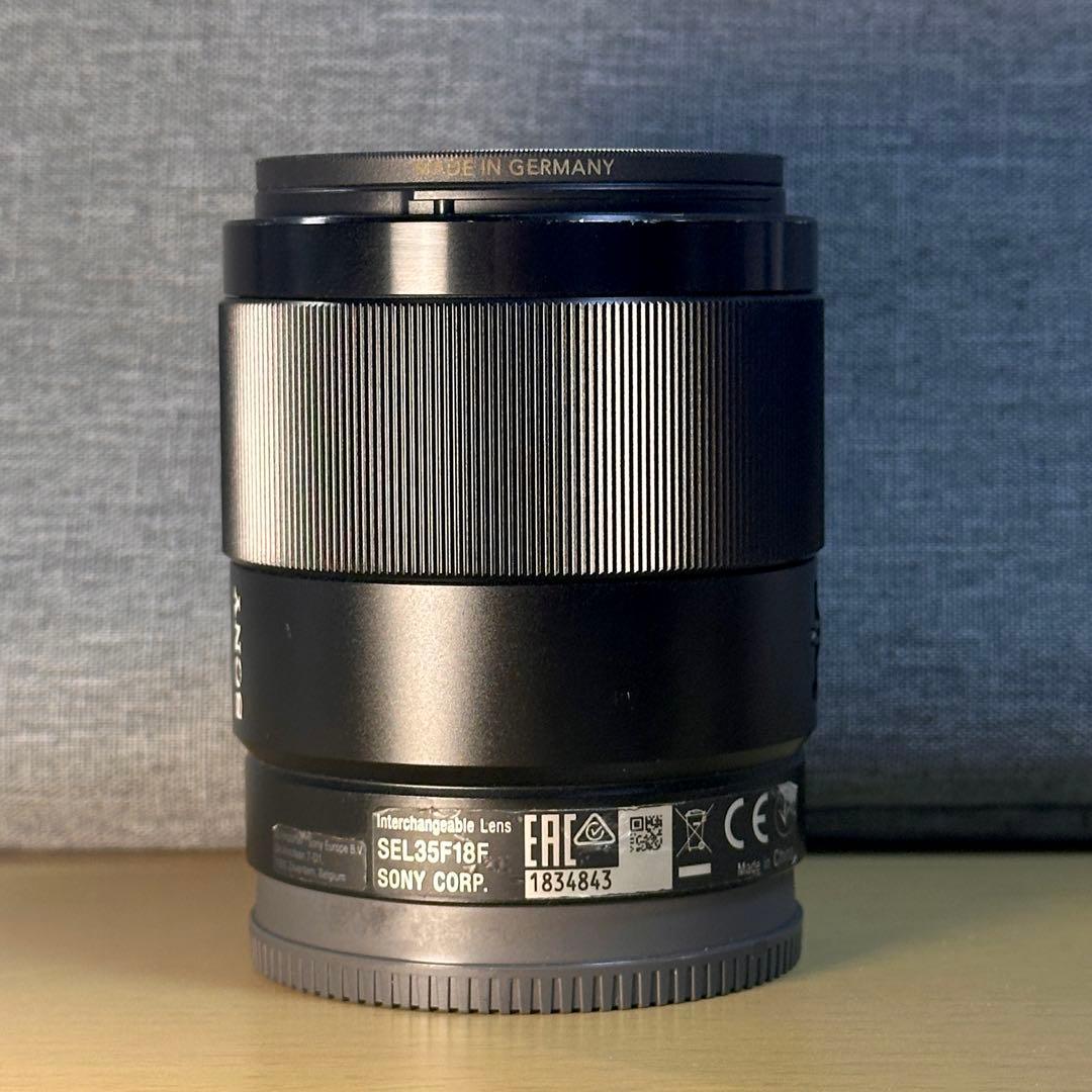 SONY SEL35F18F 35mm F1.8 B+W保護フィルター付き