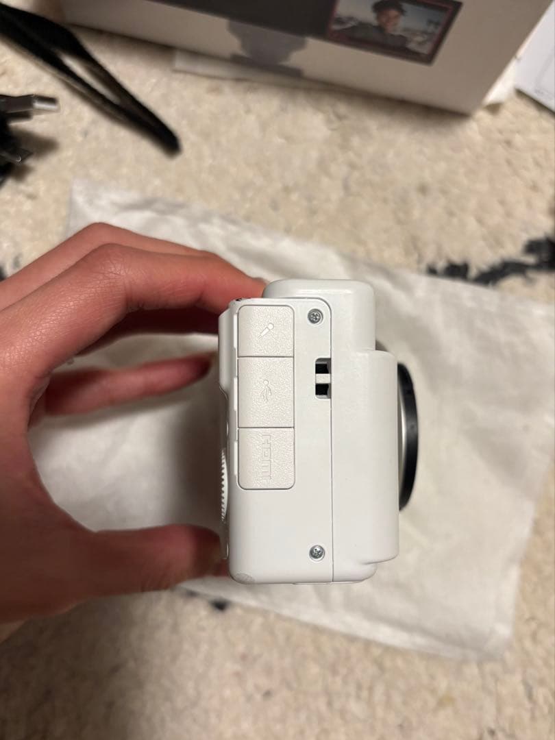 SONY VLOGCAM ZV-1Fデジタルカメラ ホワイト