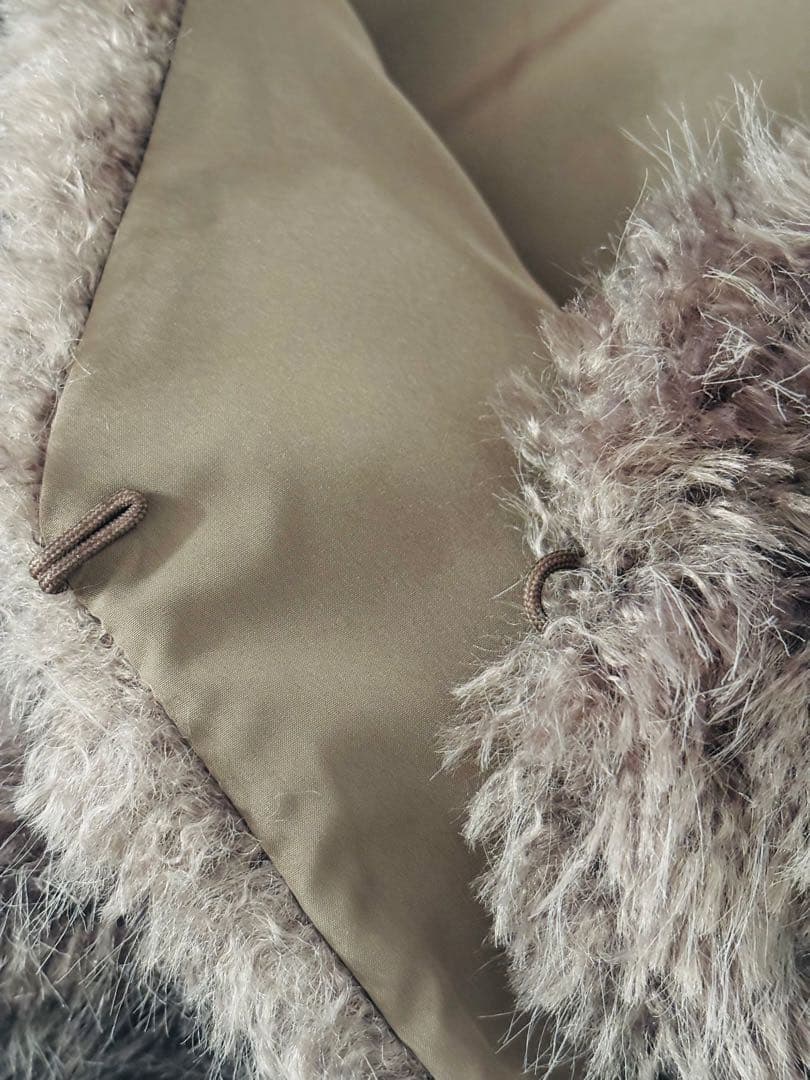 totona 極美品　ギャラルダガランテ　フェイクカシミア風ファーベスト