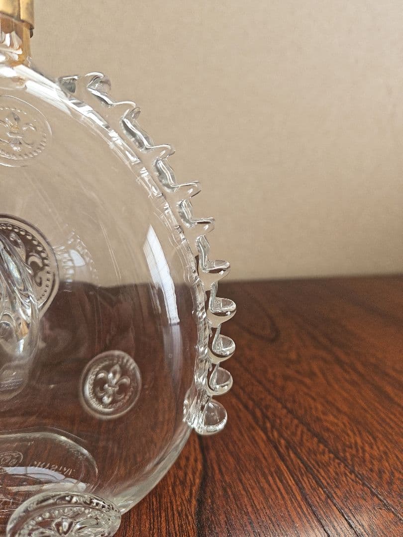 レミーマルタン　ルイ13世　バカラクリスタルボトル　空瓶　替え栓付