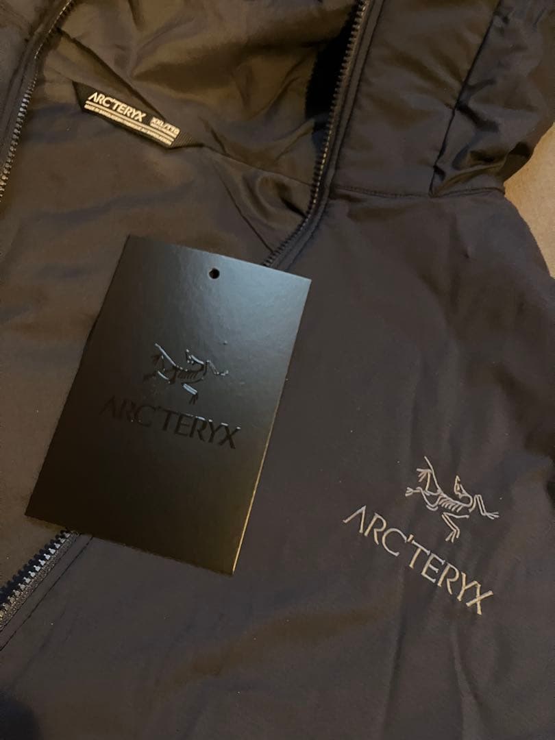 美品！タグ付き　ARC'TERYXAtomHoody XXL ブルゾン