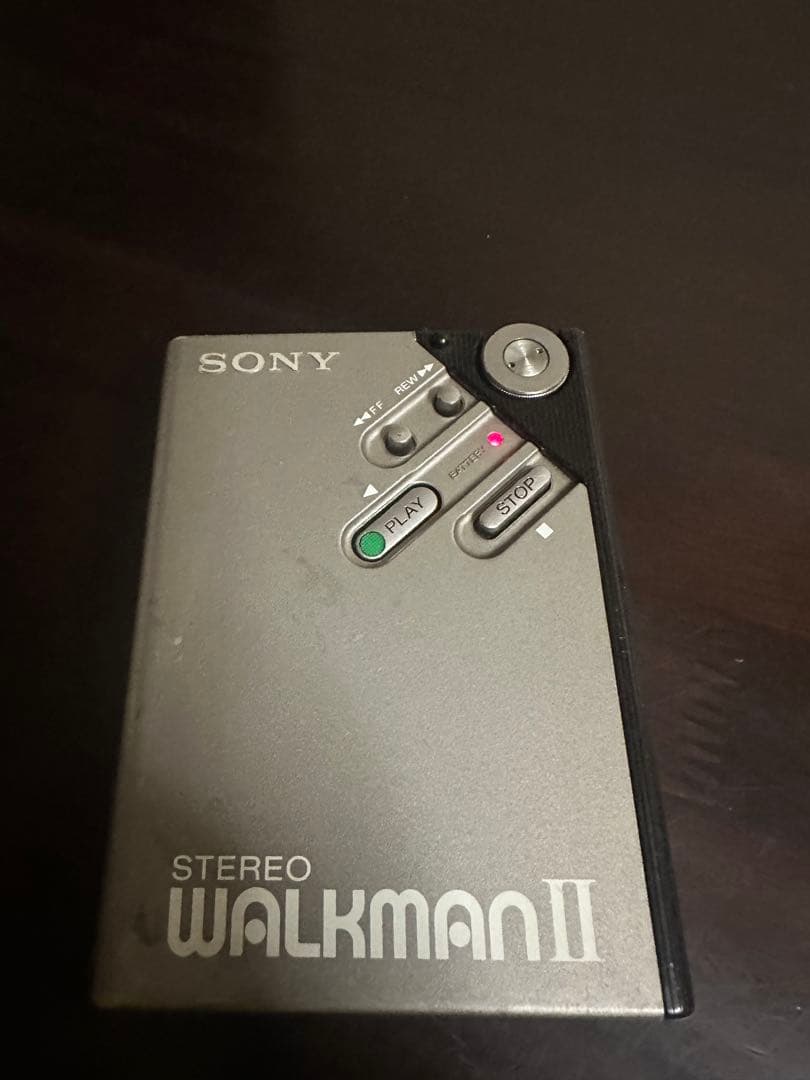 ジャンク　SONY カセットウォークマン WM-2 シルバー