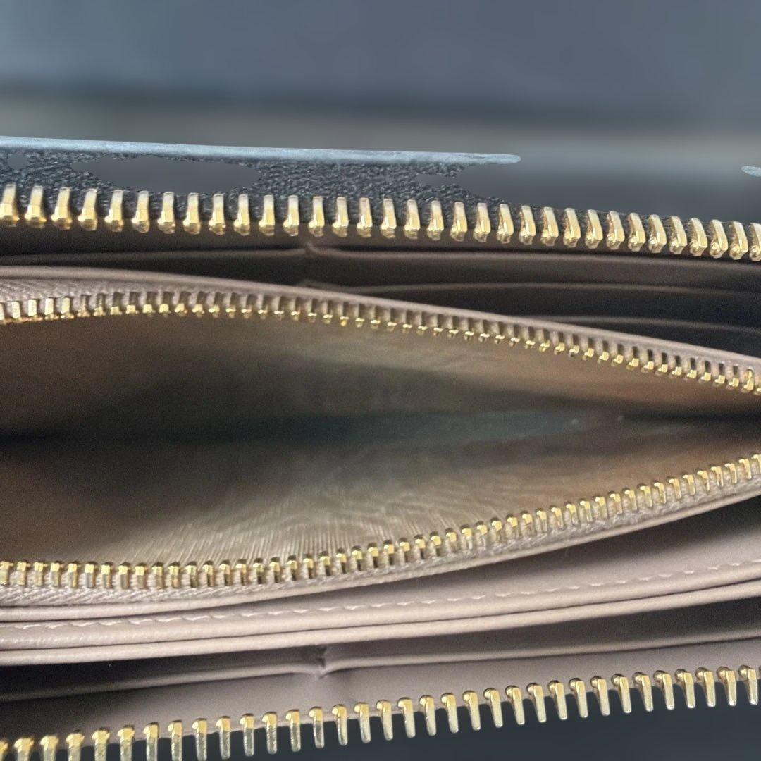 PRADA ブラックリボン長財布