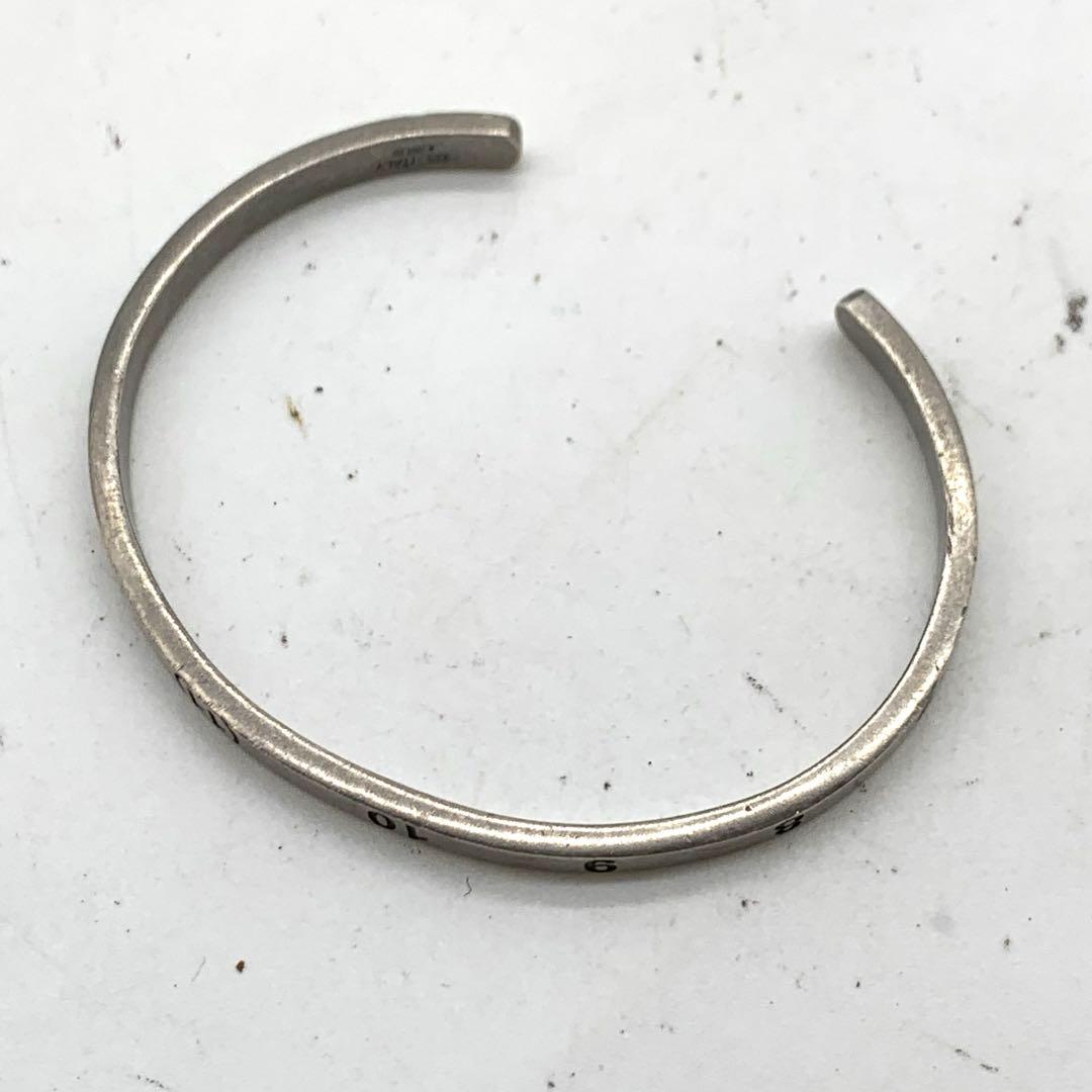 メゾンマルジェラ ナンバリングカフブレスレット バングル