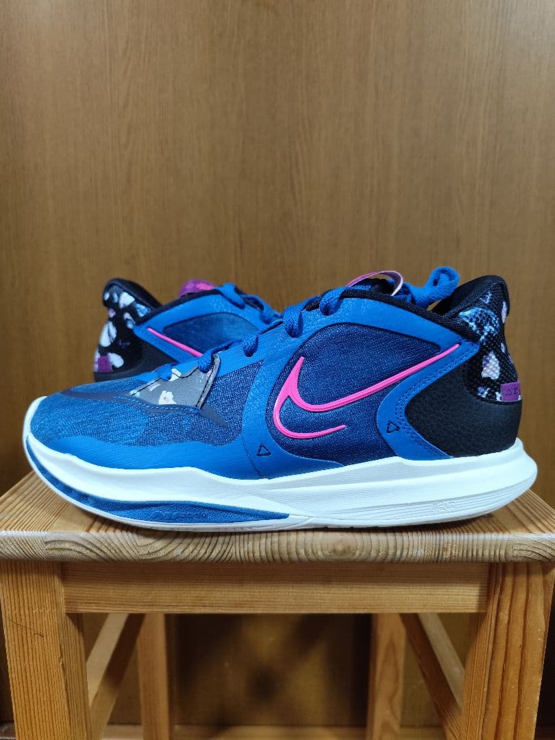 シ*ン様 Nike Kyrie Low5　ナイキ　カイリーロー5　27.0cm