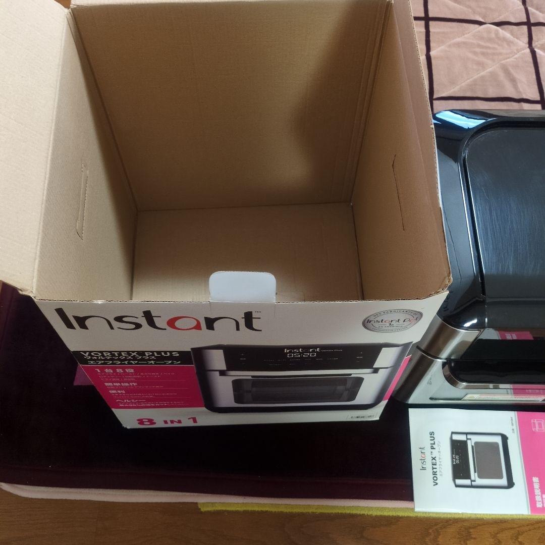 未使用　Instant Vortex Plus エアフライヤーオーブン 8in1
