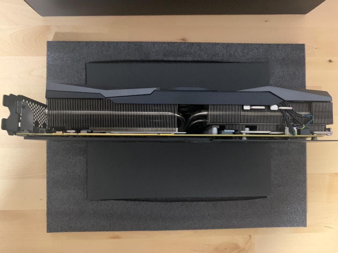 グラフィックボード・グラボ・ビデオカード MSI GeForce RTX 3080 GAMING Z TRIO 10G