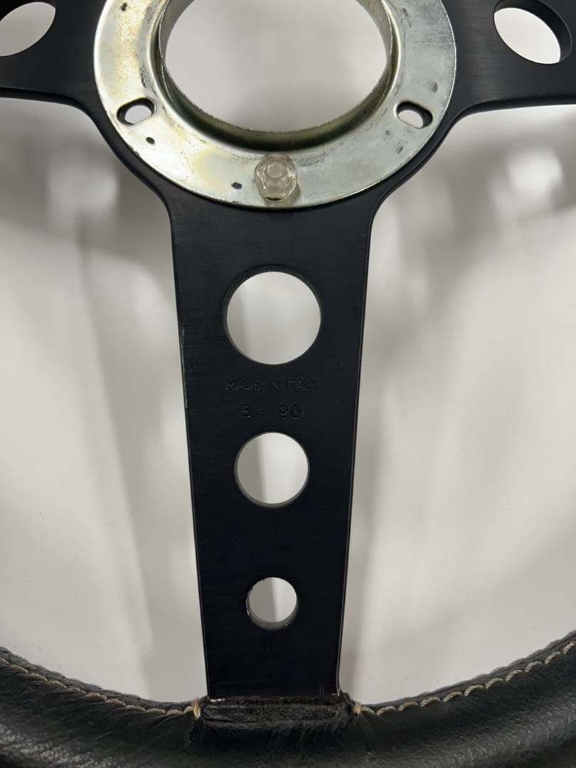 美品MOMO Prototipo ステアリング 35パイ　希少　90年代