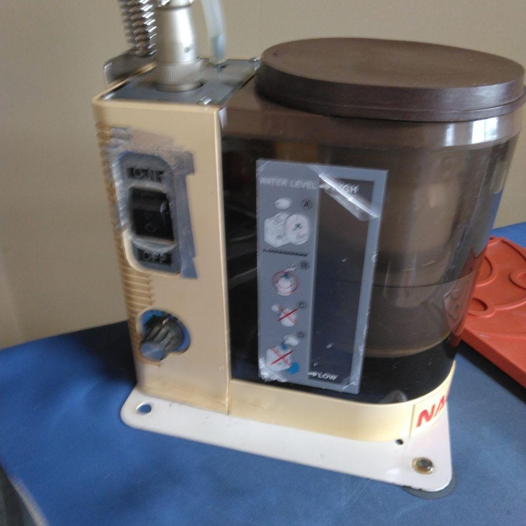 NAOMOTO スチームアイロンHYS-520。職業用、服飾専門店に最適です。