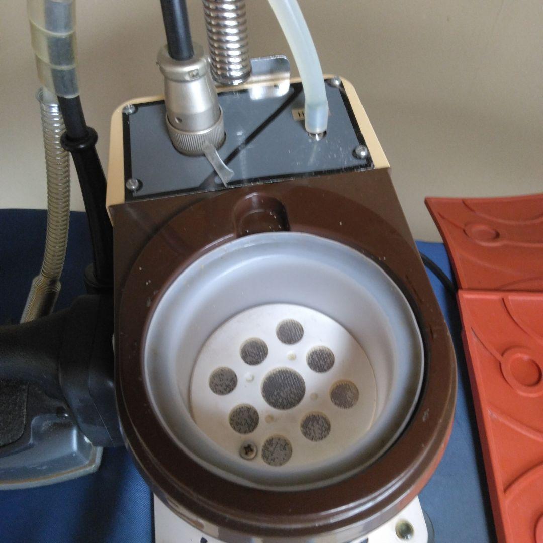 NAOMOTO スチームアイロンHYS-520。職業用、服飾専門店に最適です。