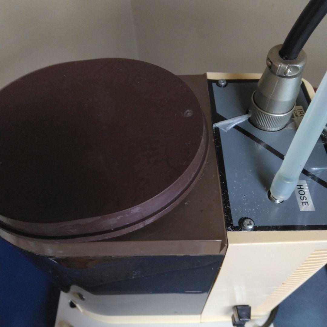 NAOMOTO スチームアイロンHYS-520。職業用、服飾専門店に最適です。