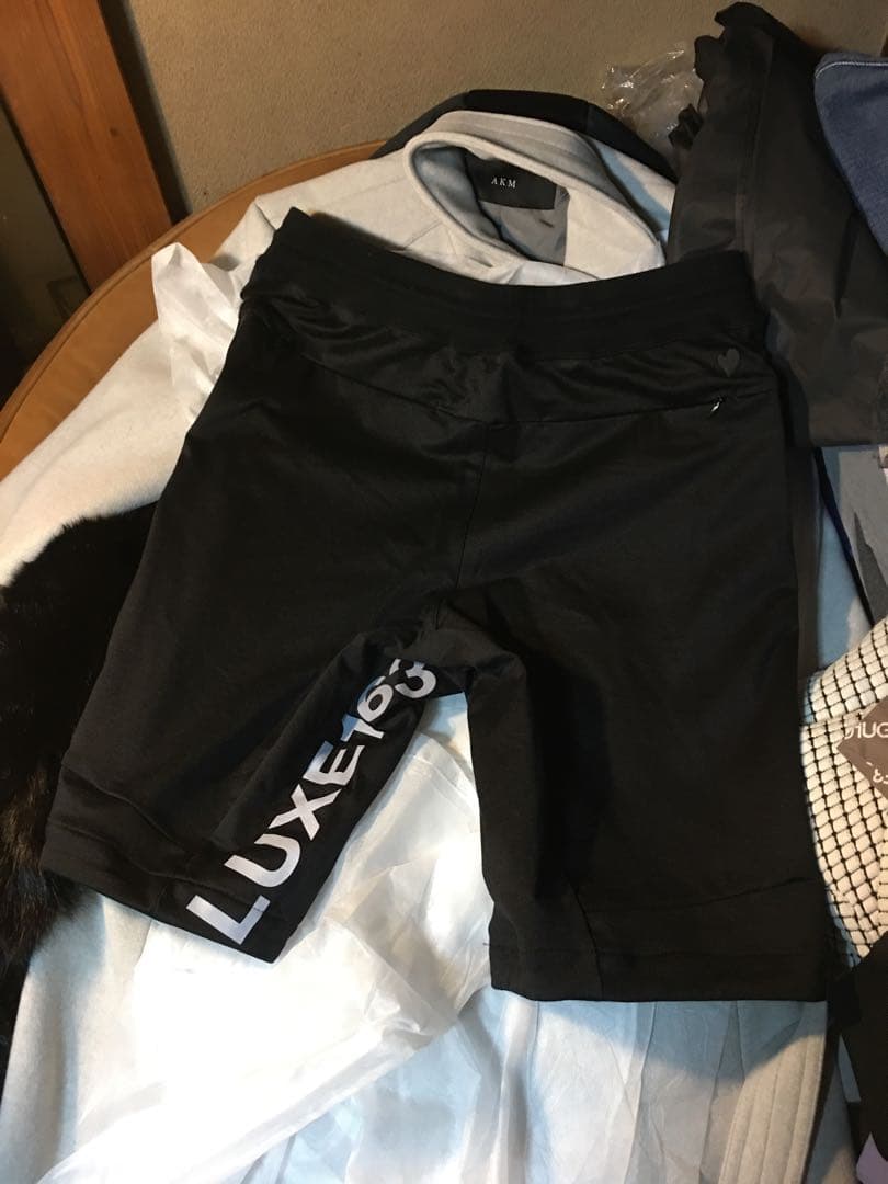 ごいちAKM LUXE SIDE ZIP SHORTS BL