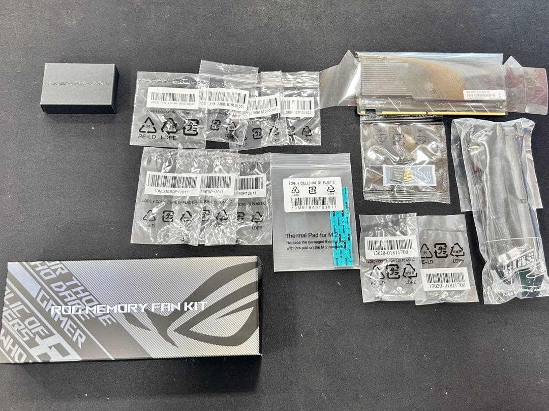 【美品】ASUS ROG MAXIMUS Z790 APEX ENCORE