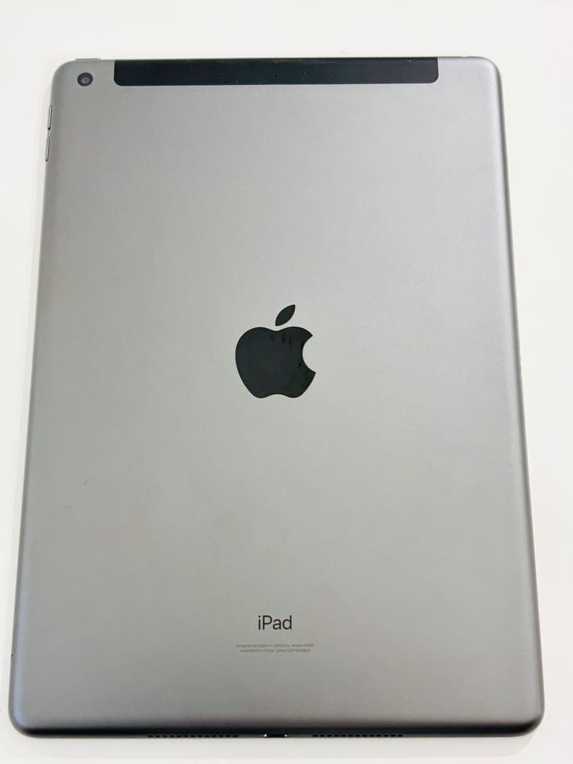 iPad第9世代 64GB Wi-Fi＋Cellular 画面割れ 付属品未使用