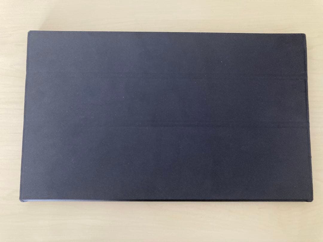 cocopar モバイルモニター　15.6インチ