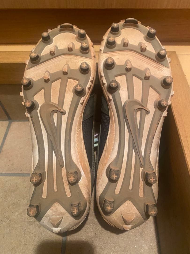 ナイキ　エアジョーダン1 野球　スパイク　ポイント