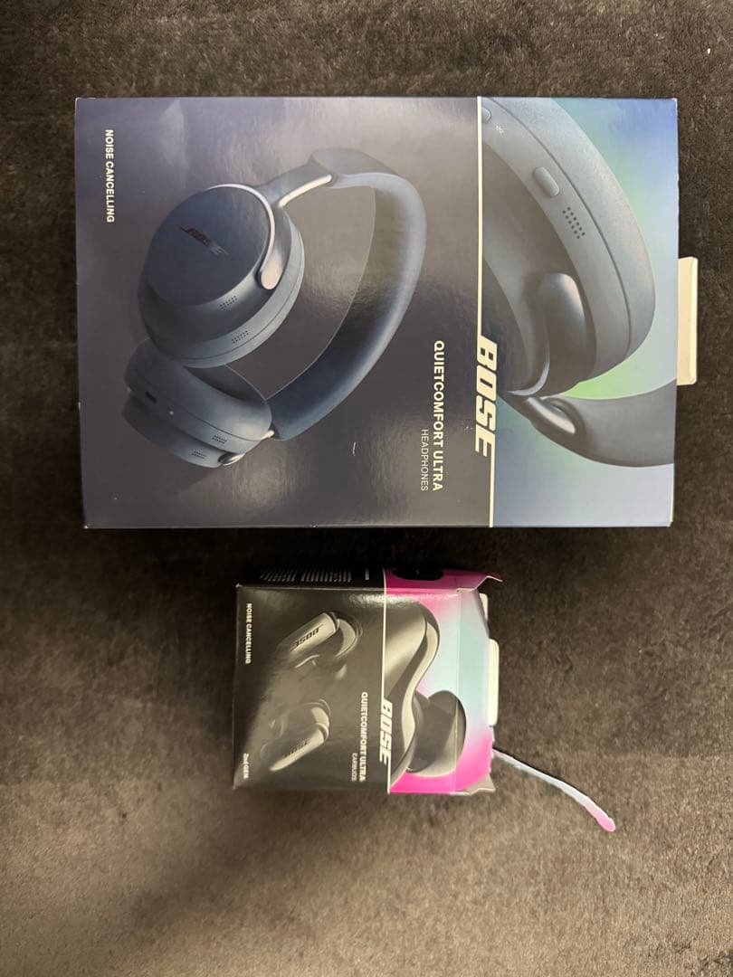 BOSE ワイヤレスイヤホン第二世代　ヘッドホンセットどちらも最新のモデル