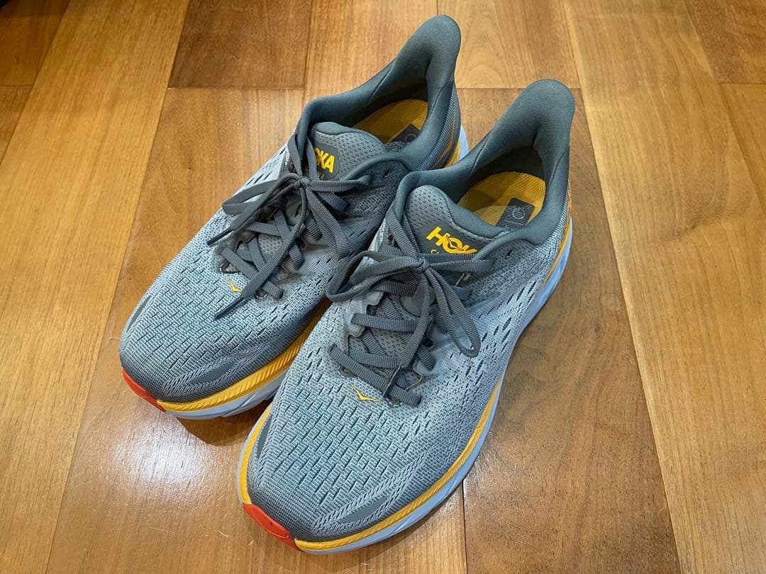 HOKA ランニングシューズ / CLIFTON 8 / 27.0cm