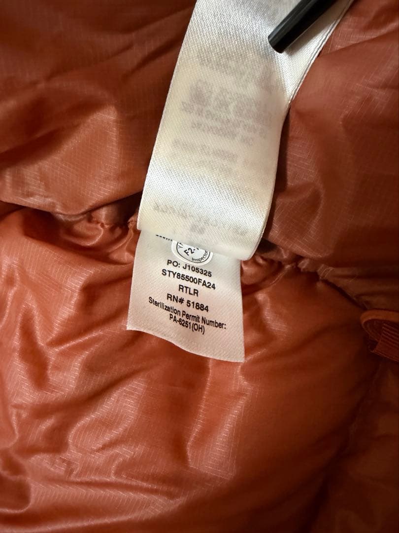 パタゴニア フィッツロイダウンフーディ L オレンジ 【ほぼ未使用の美品】