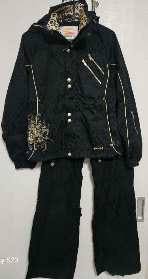 【3点セット】ESTIVOスノーボードウェアセット(上下)&プロテクタータイツ