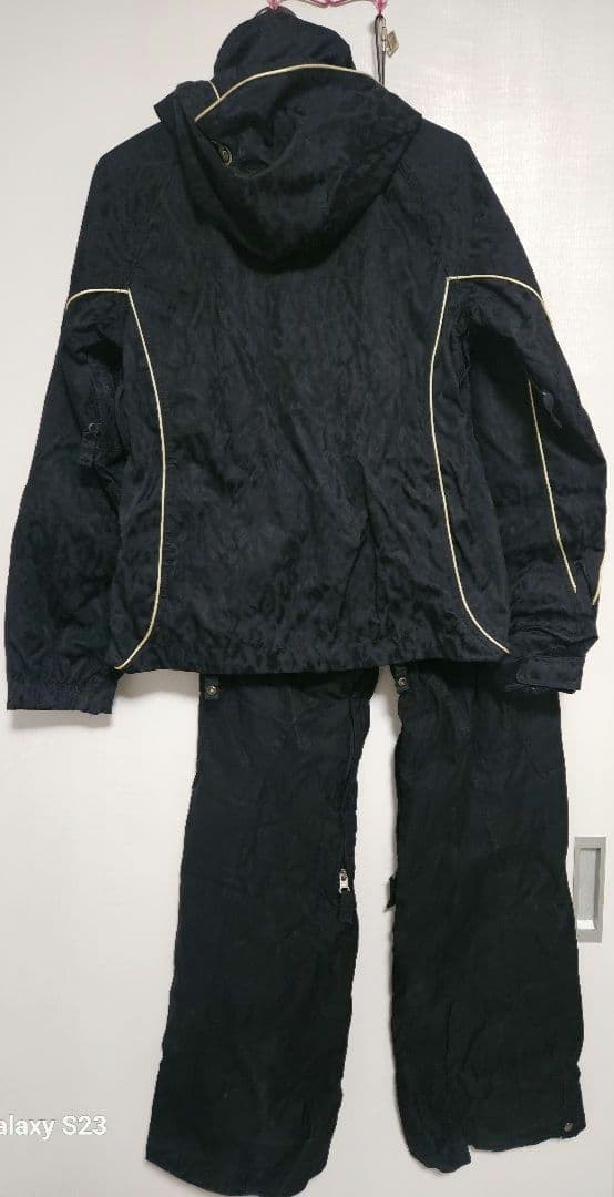 【3点セット】ESTIVOスノーボードウェアセット(上下)&プロテクタータイツ