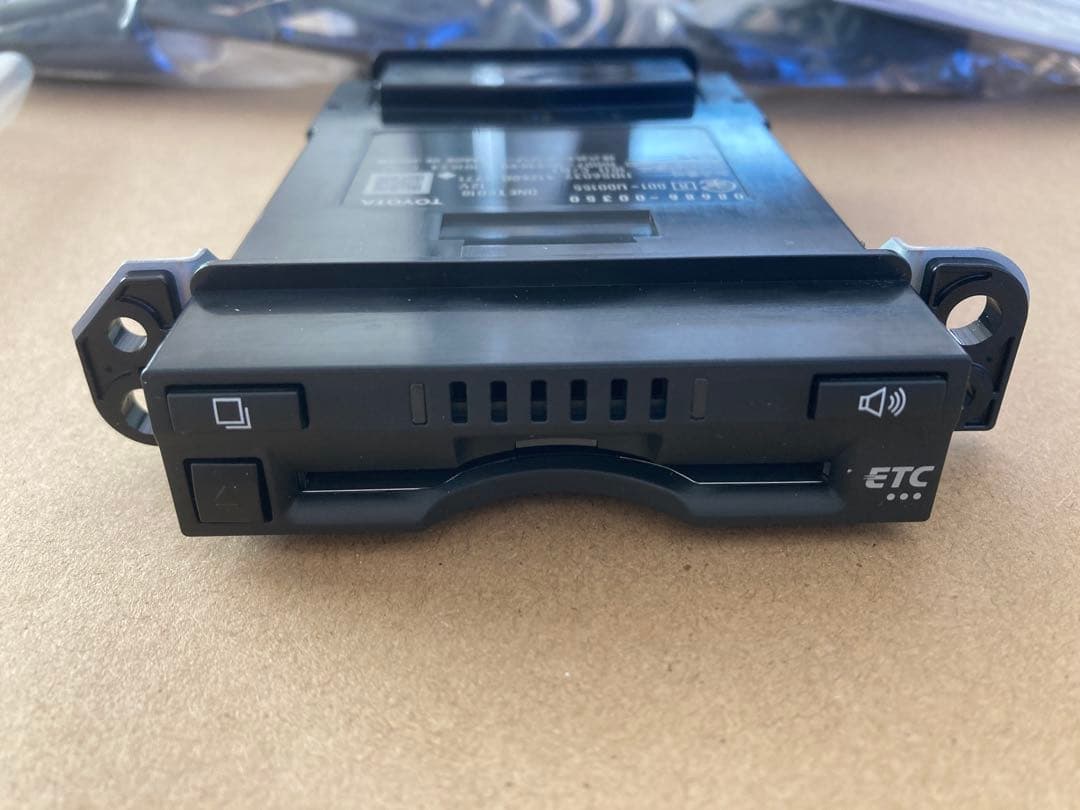 トヨタ純正ビルトインETC【未使用】ナビ連動タイプ08685-00440