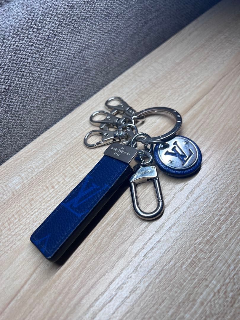 ヴィトン　ネイビー キーリング
