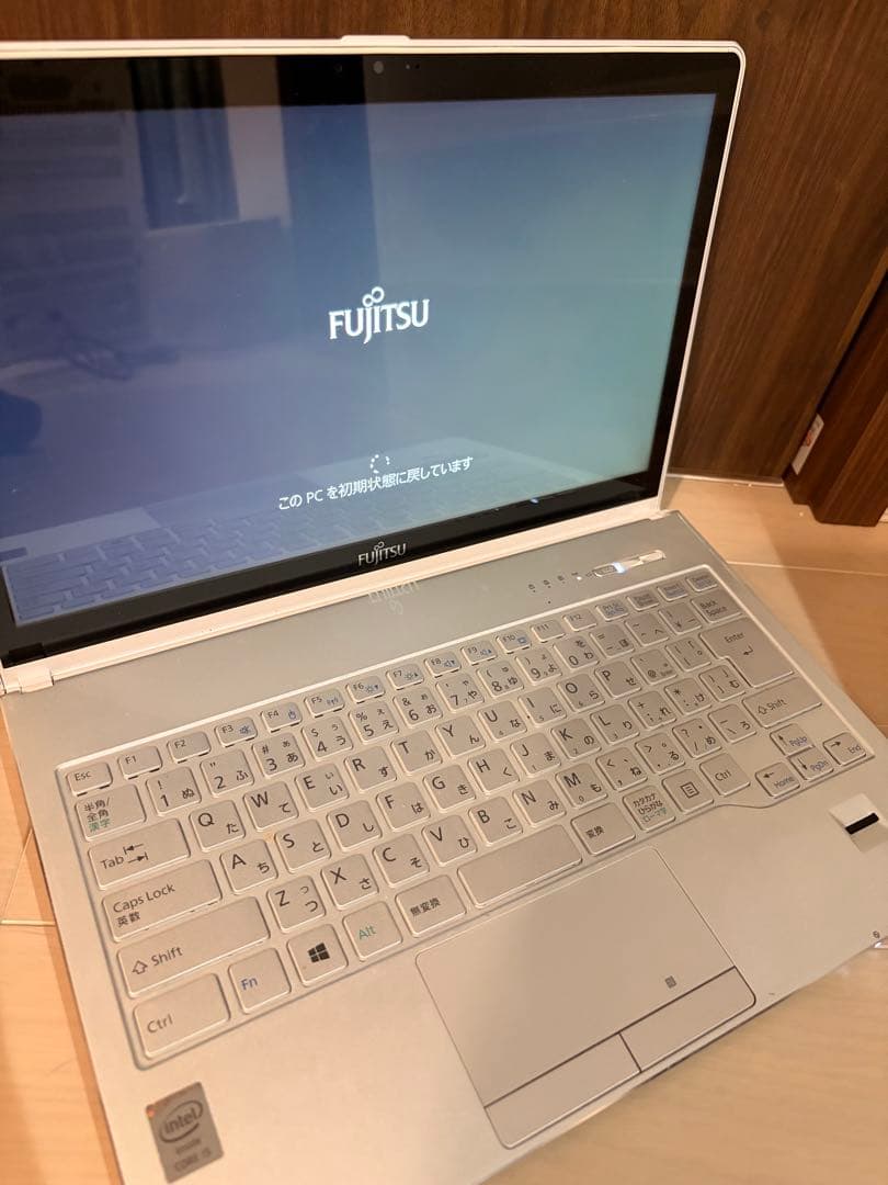 富士通 LIFEBOOK SH90/T ノートパソコン i5 Windows10