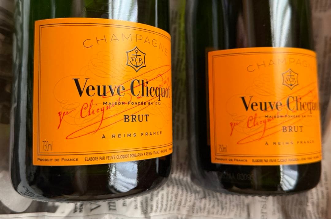セラー管理　新品未開封　ヴーヴ クリコ 750ml 2本セット　イエローラベル