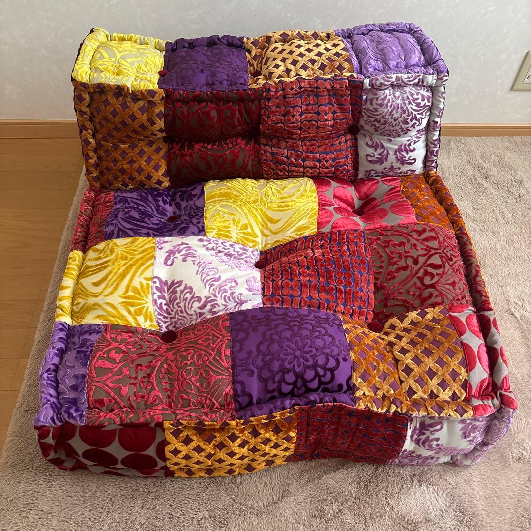 アデペシュ ブロック マルチ ソファ センター