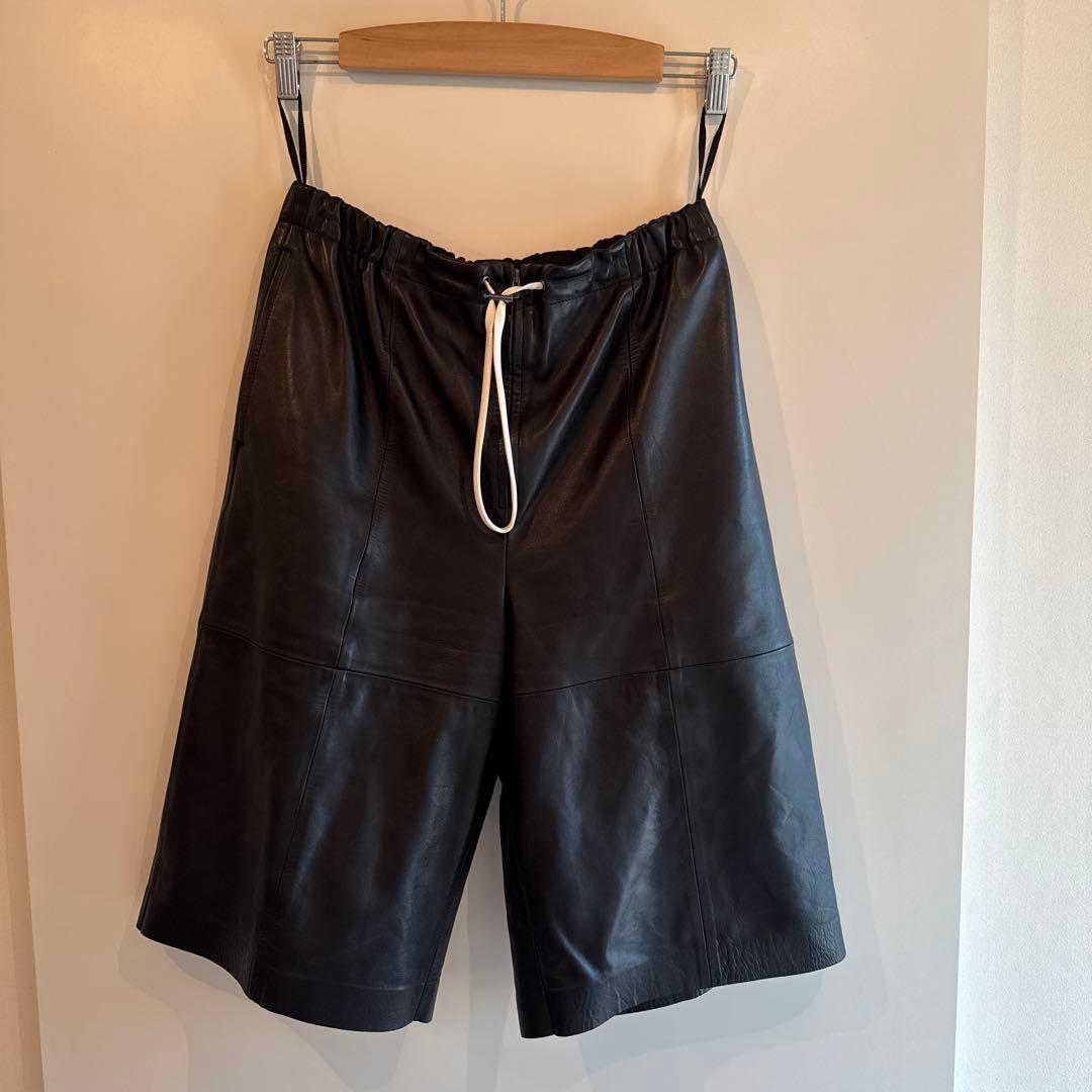 BACCA/ブラック/レザーハーフパンツ