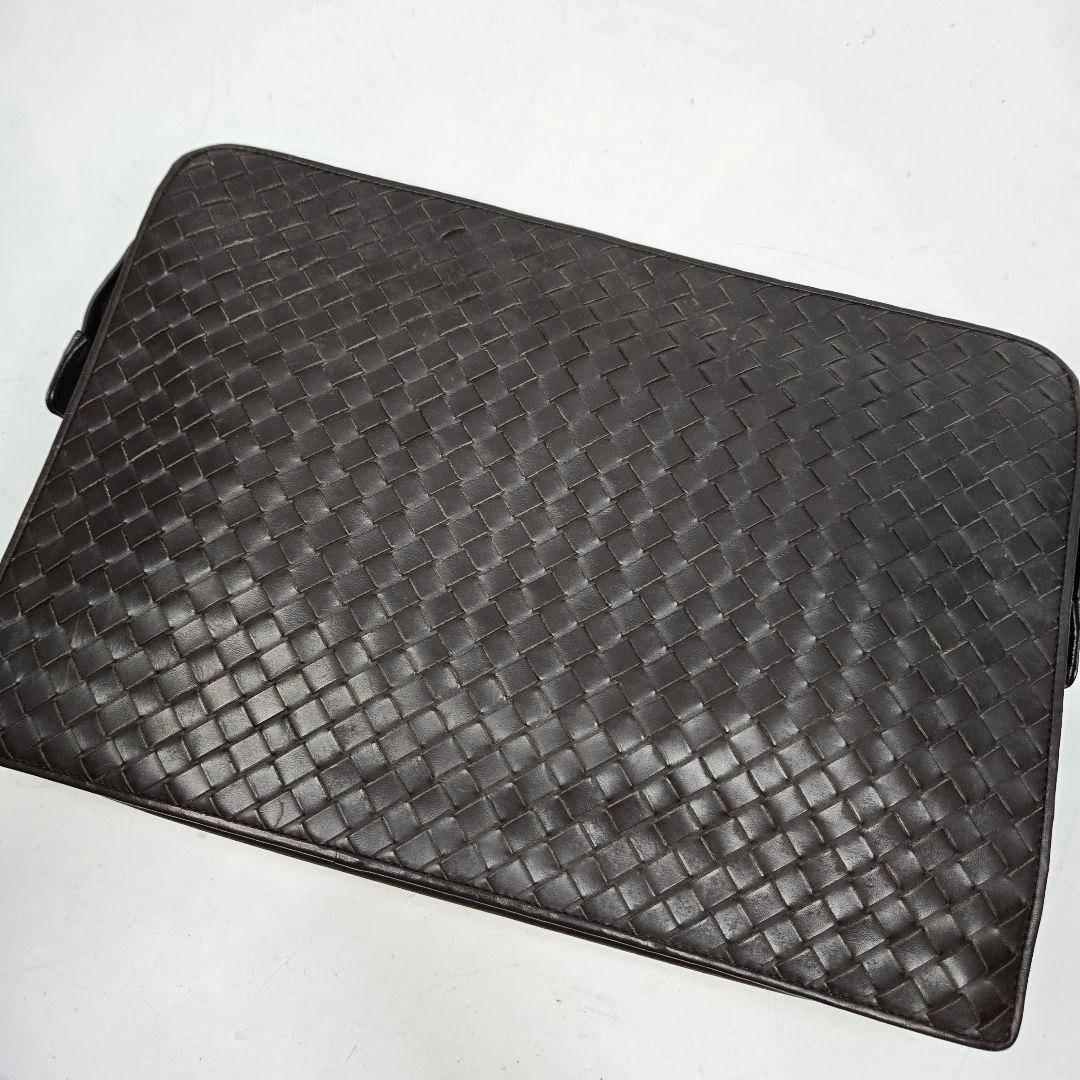 極美品 BOTTEGA VENETA クラッチバッグ イントレチャート