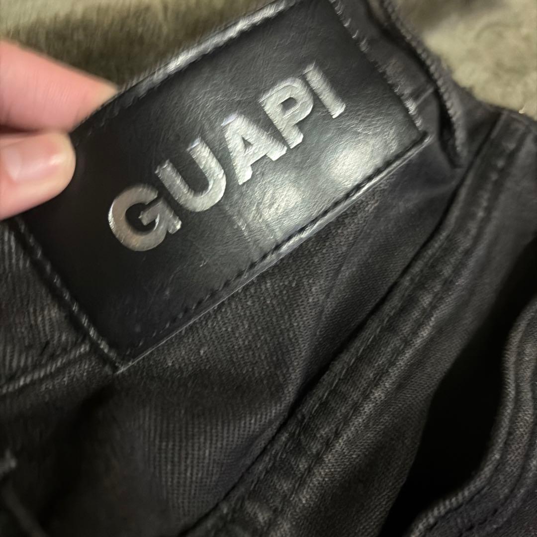 GUAPI ブラックブーツカットデニム