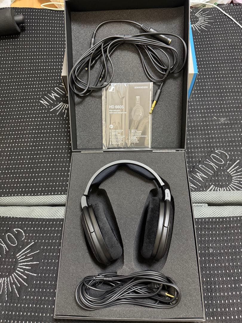 ヘッドホン Sennheiser HD 660S