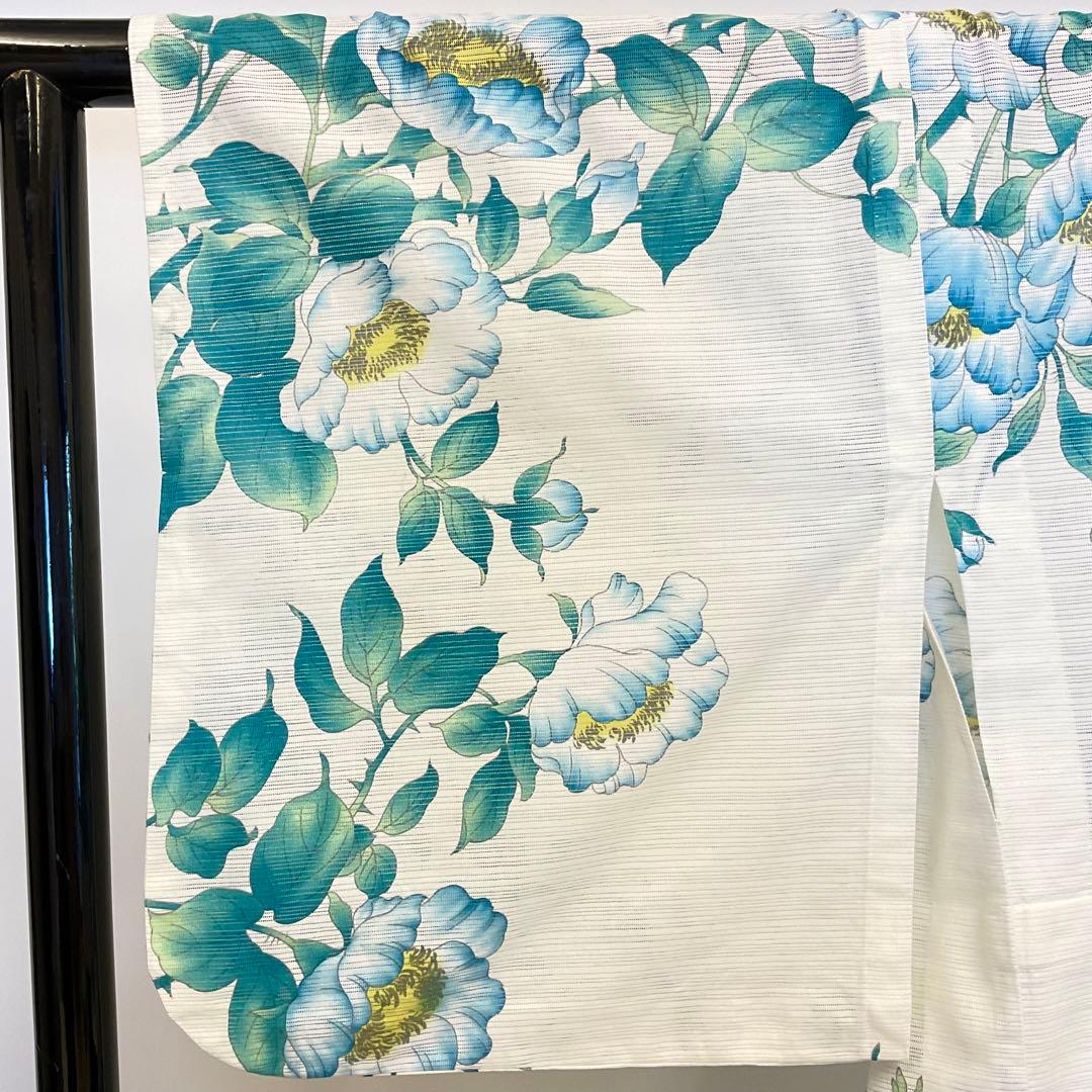 古今　綿絽浴衣　大胆で美しい野薔薇と綺麗なブルーバードの舞