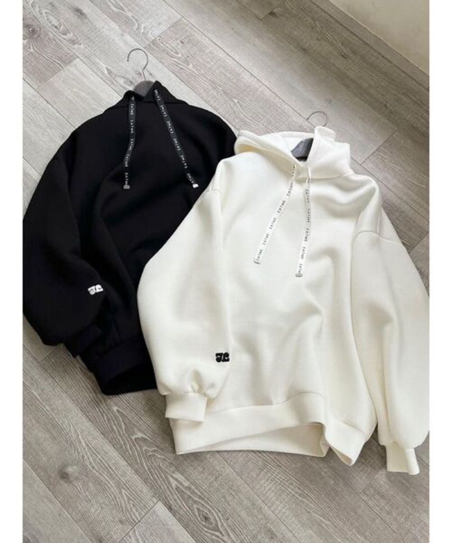 EATME×ENAKO ロゴ刺繍パーカー