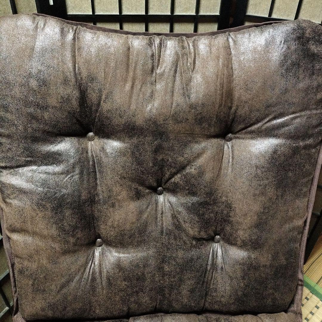 ニトリバタフライチェアと折りたたみスツールのセット