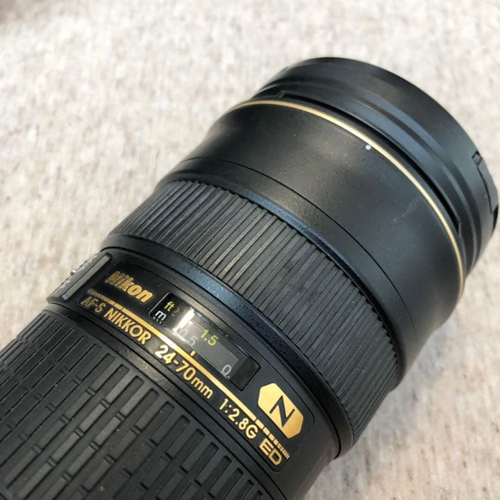 レンズ　Nikon AF-S NIKKOR 24-70mm f/2.8G ED