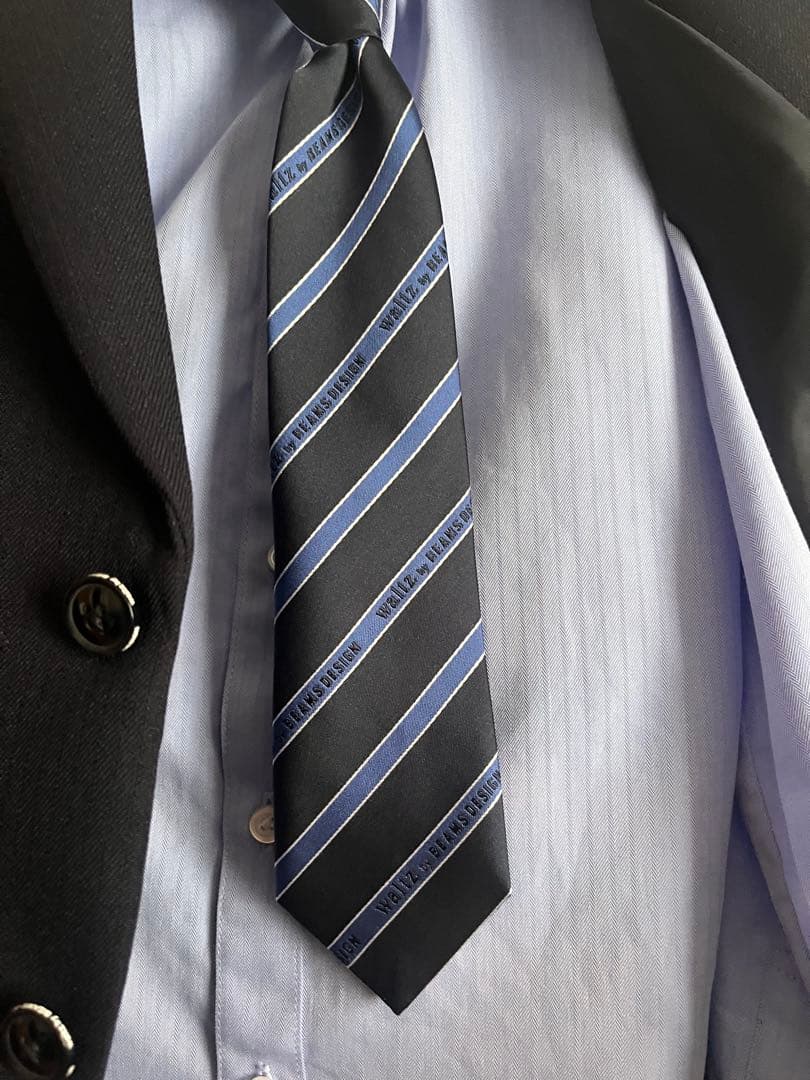 黒のフォーマルスーツ waltz by BEAMS DESIGN